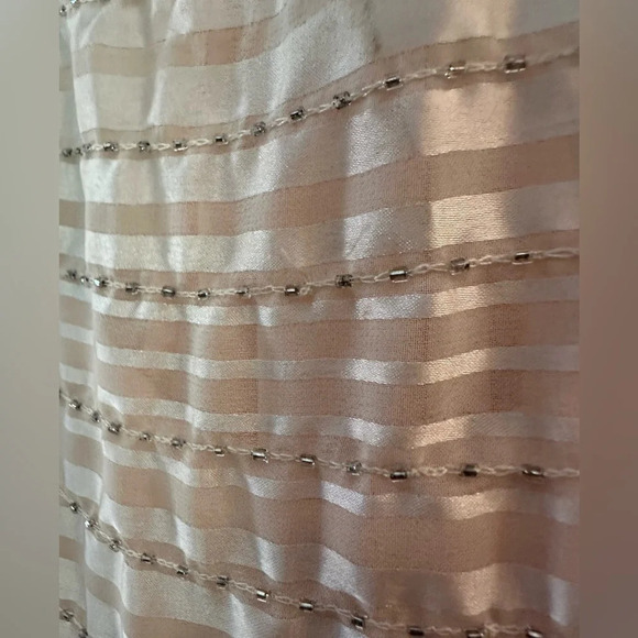 American Eagle sheer and crystal cream tank - Picture 4 of 8